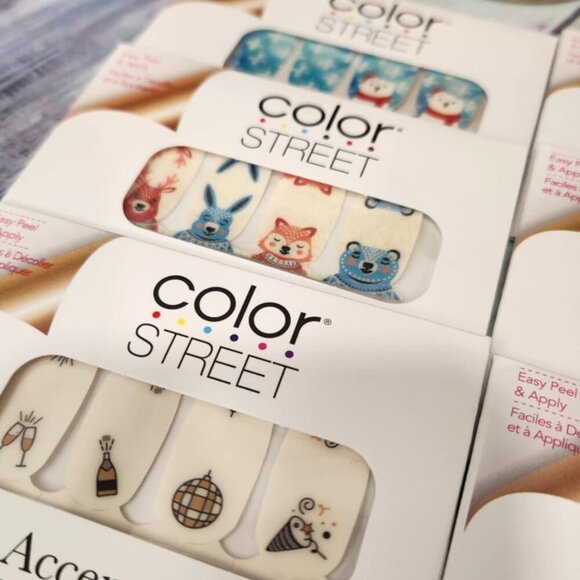 Color Street- Holiday accents - Picture 5 of 6